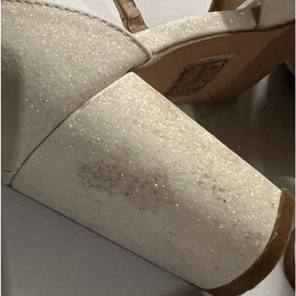 Journey Collection Sandals - Picture 5 of 5